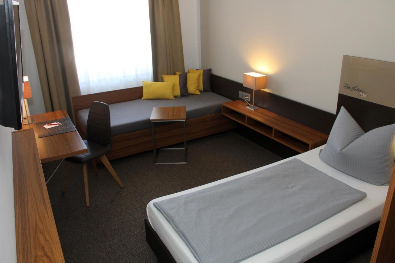 Hotel Drei Lilien Vohenstrauss Kültér fotó